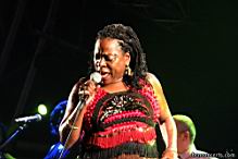 IMG_0112_SharonJones_Fotos_NestorNoci_www.bcnconcerts.com.jpg