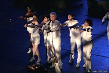 DavidByrne_Barcelona2009_IMG_0160C_NestorNoci_www.bcnconcerts.com.jpg