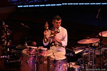 DavidByrne_Barcelona2009_IMG_0174c_NestorNoci_www.bcnconcerts.com.jpg
