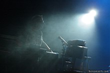 IMG_2642c_ZOMBIEZOMBIE_SIMIANMOBILESDISCO_NestorNoci_www.bcnconcerts.com.jpg