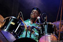 TonyAllen_IMG_8909c_NestorNoci_www.bcnconcerts.com.jpg